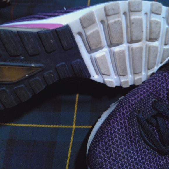 Sketchers  air cool memory foam sneakers size 9 - Picture 6 of 10